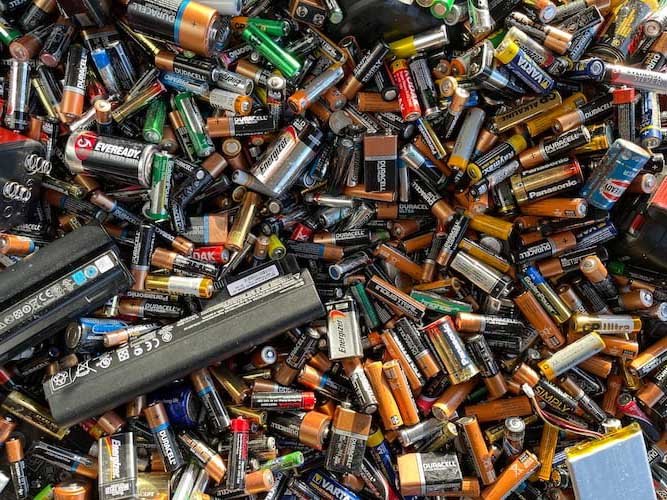 Lithium ion battery